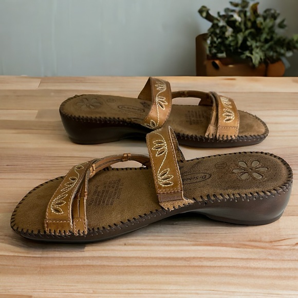 Dr. Scholl's Brown Embroidered Sandals - Picture 3 of 10
